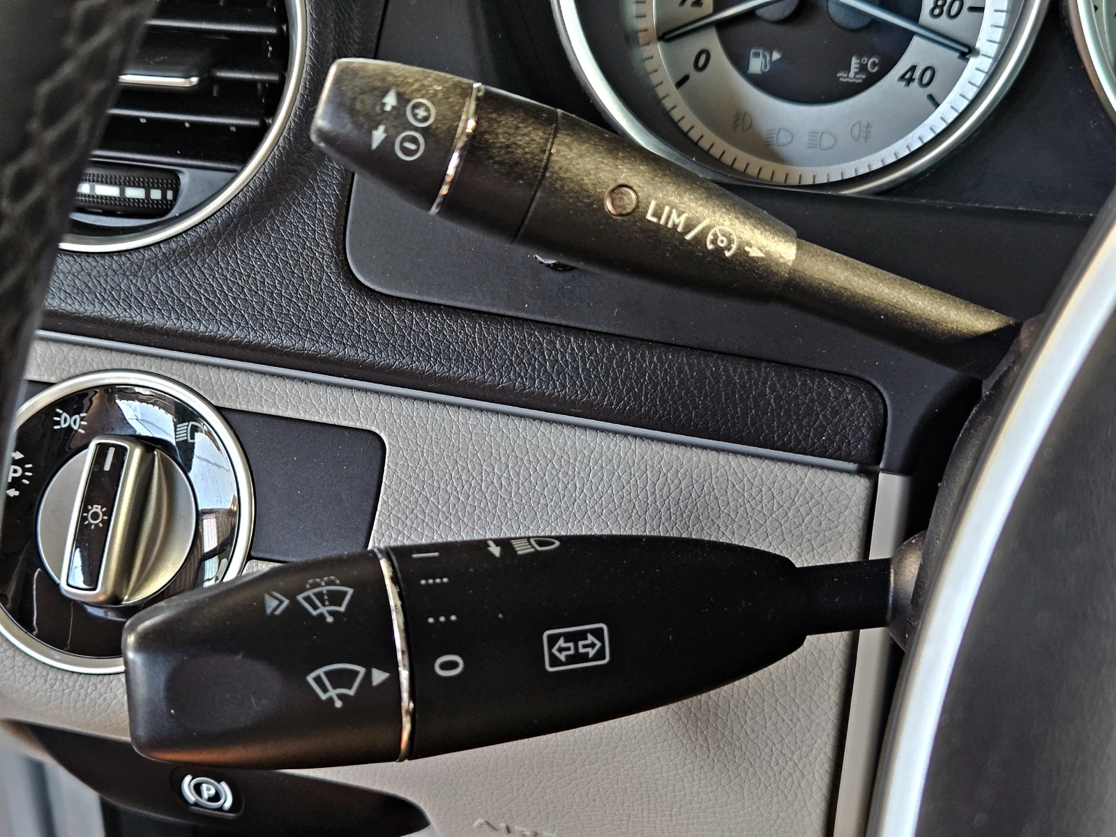 Mercedes-Benz C 250 AMG/AVANTGARDE/FACE/ПОДГРЕВ/ОБДУХ/GERMANY/F1/LIZIN, снимка 13 - Автомобили и джипове - 55552026