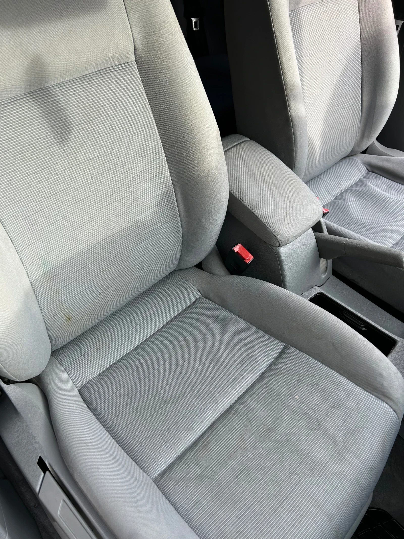 VW Golf 5, снимка 7 - Автомобили и джипове - 55567655