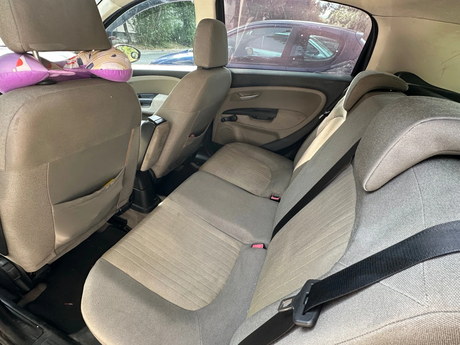 Fiat Punto 1.9 multijet, снимка 15 - Автомобили и джипове - 55871465