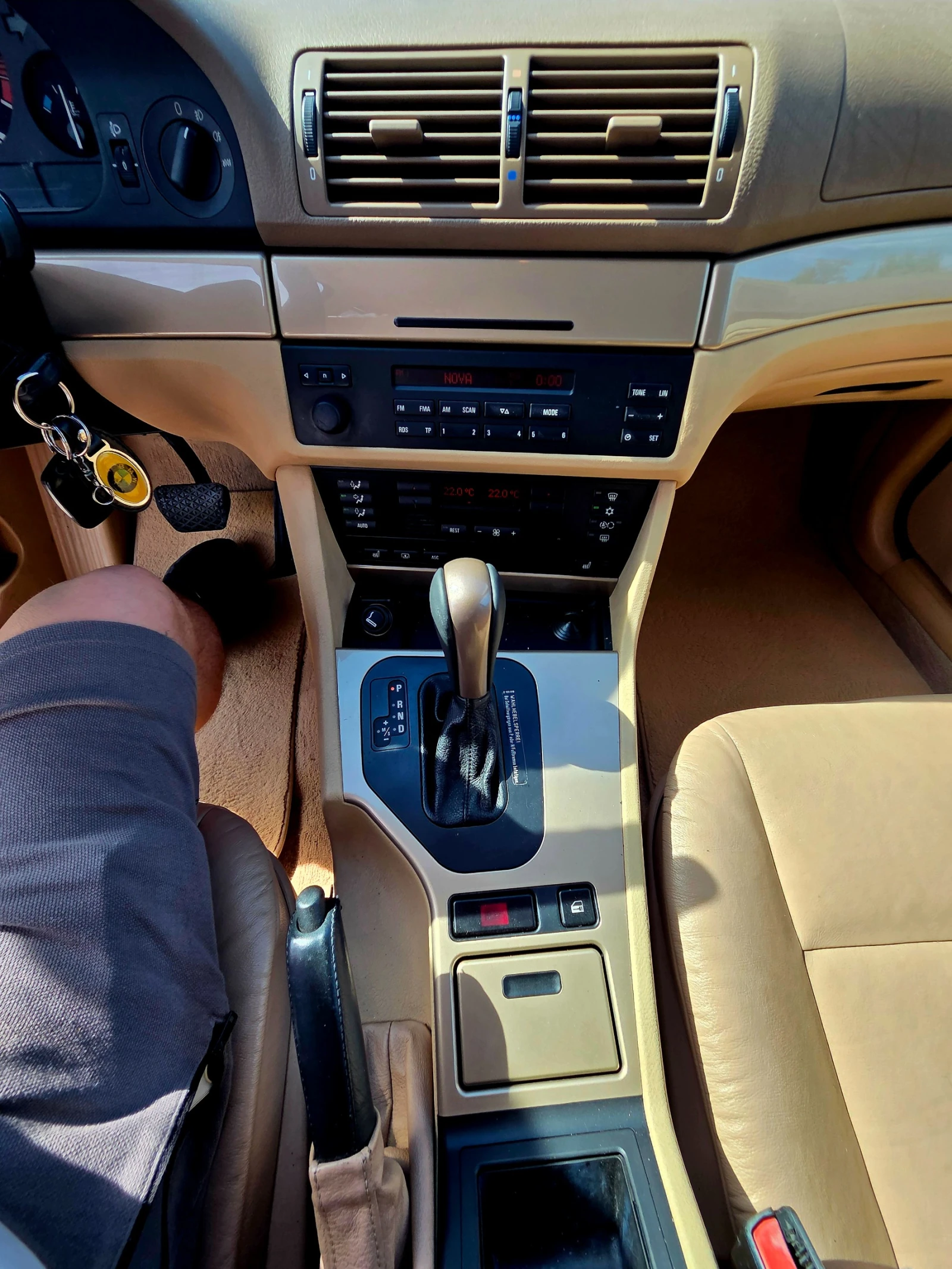 BMW 523 523i(170кс)Automatic, снимка 15 - Автомобили и джипове - 55938127