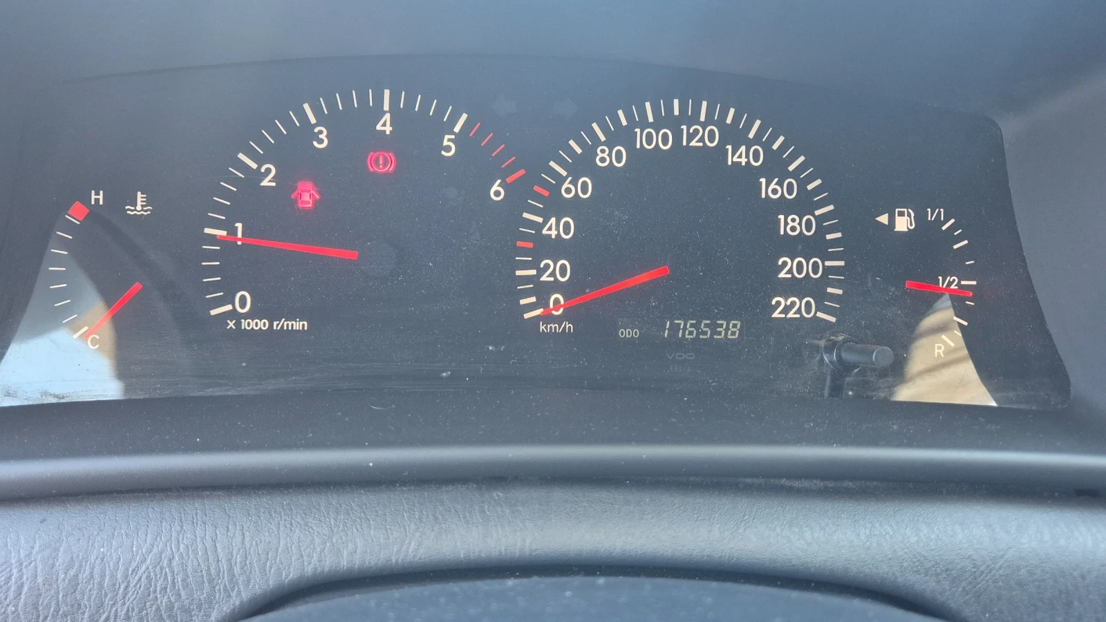 Toyota Corolla Hatchback 2.0, D4D, 116 �. �.  | Mobile.bg � ����������� 5