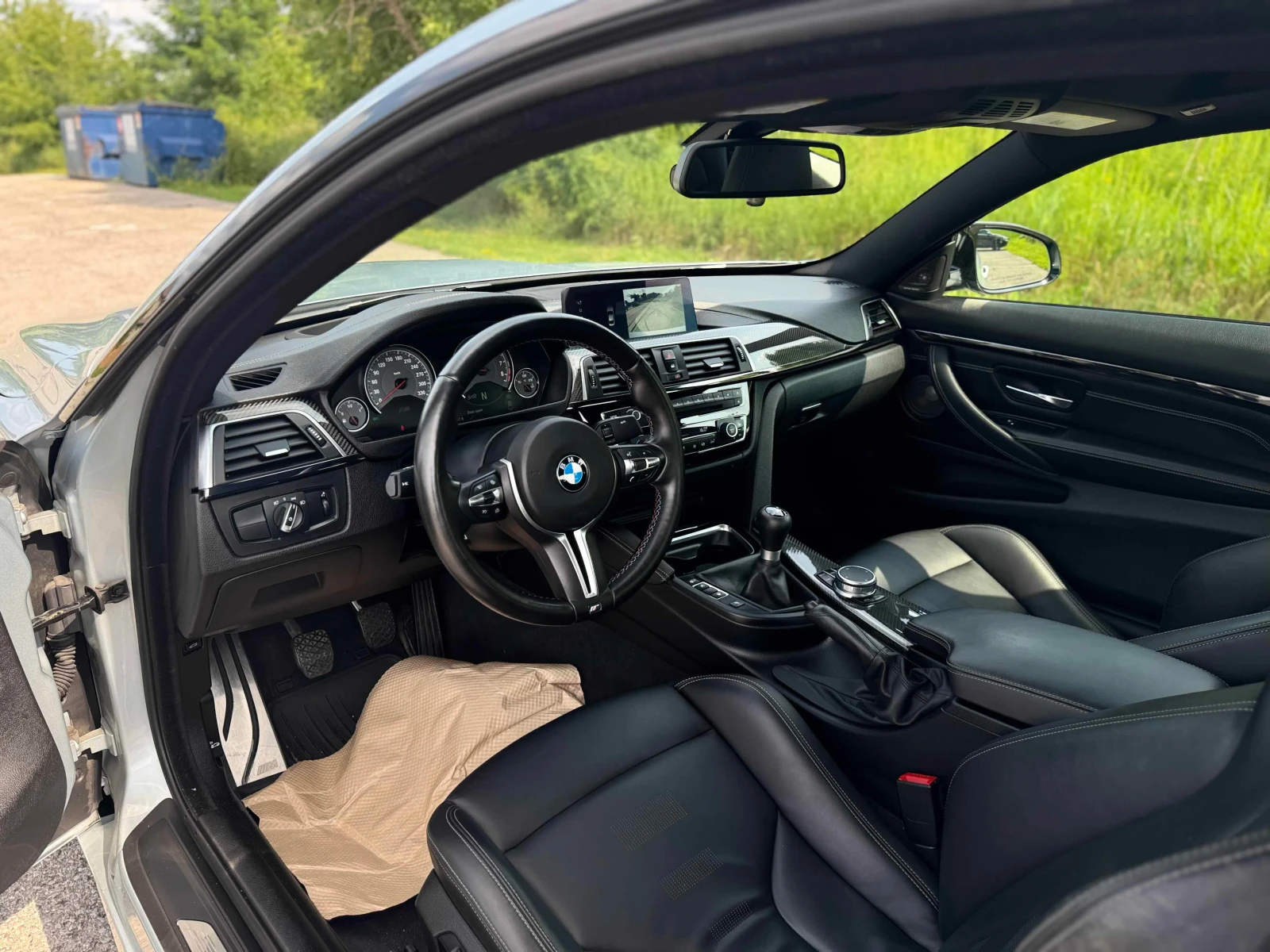 BMW M4 * Coupe * АВТОКРЕДИТ БЕЗ ПЪРВОНАЧАЛНА ВНОСКА* , снимка 5 - Автомобили и джипове - 55984528