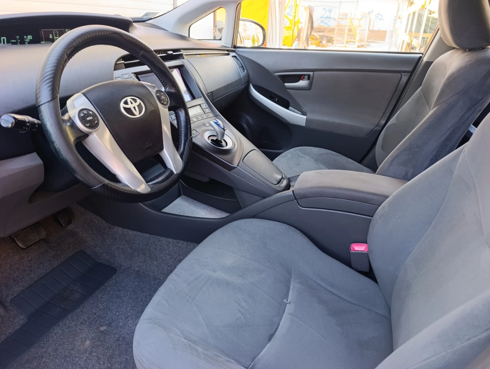Toyota Prius 1.8 HYBRID БАТЕРИЯ В ГАРАНЦИЯ!, снимка 10 - Автомобили и джипове - 55998931