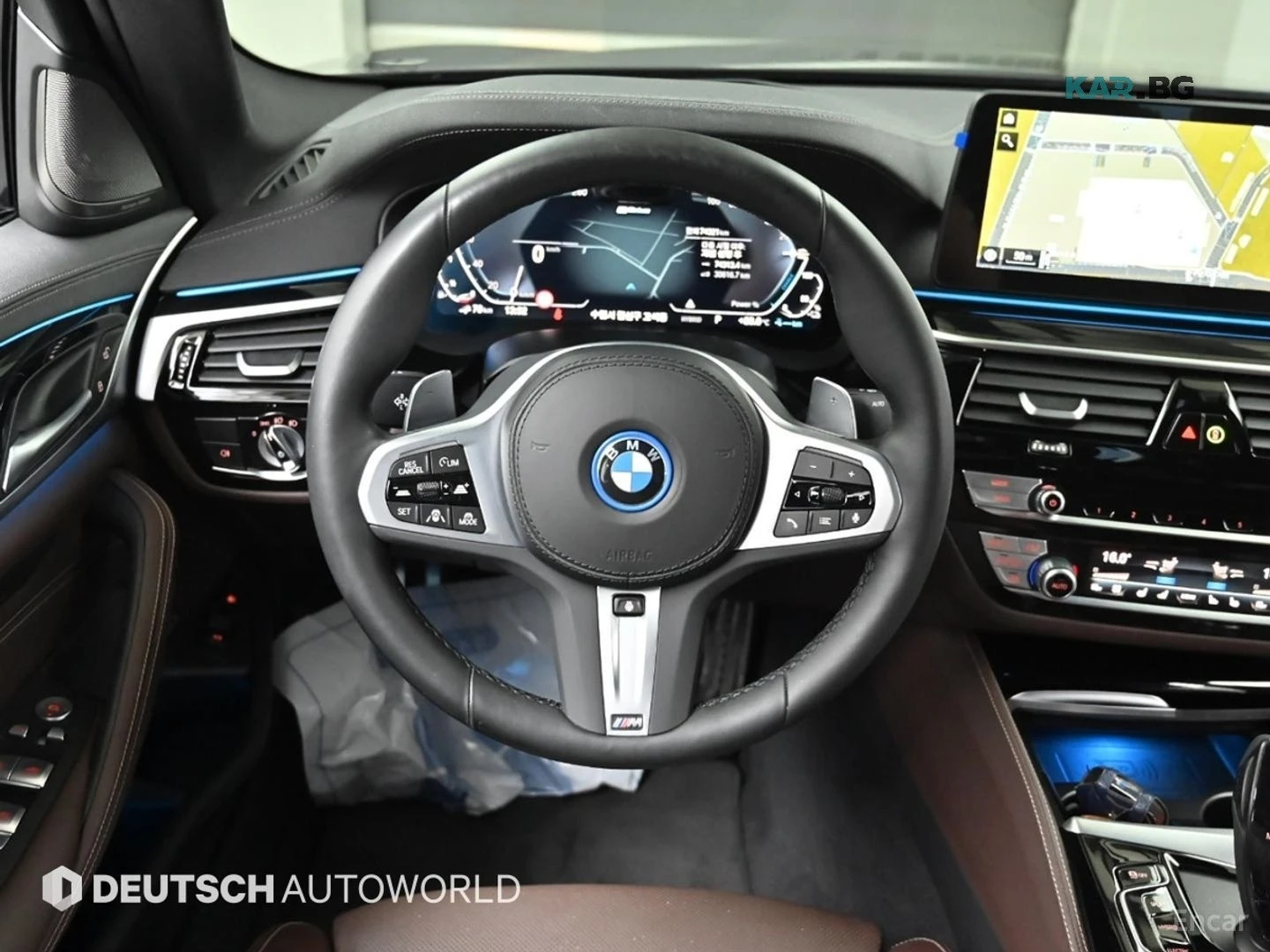BMW 530E M SPORT* КОЖА* ПОДГРЕВ* ОБДУХВ* HEADUP* 360* PANO, снимка 13 - Автомобили и джипове - 56203007