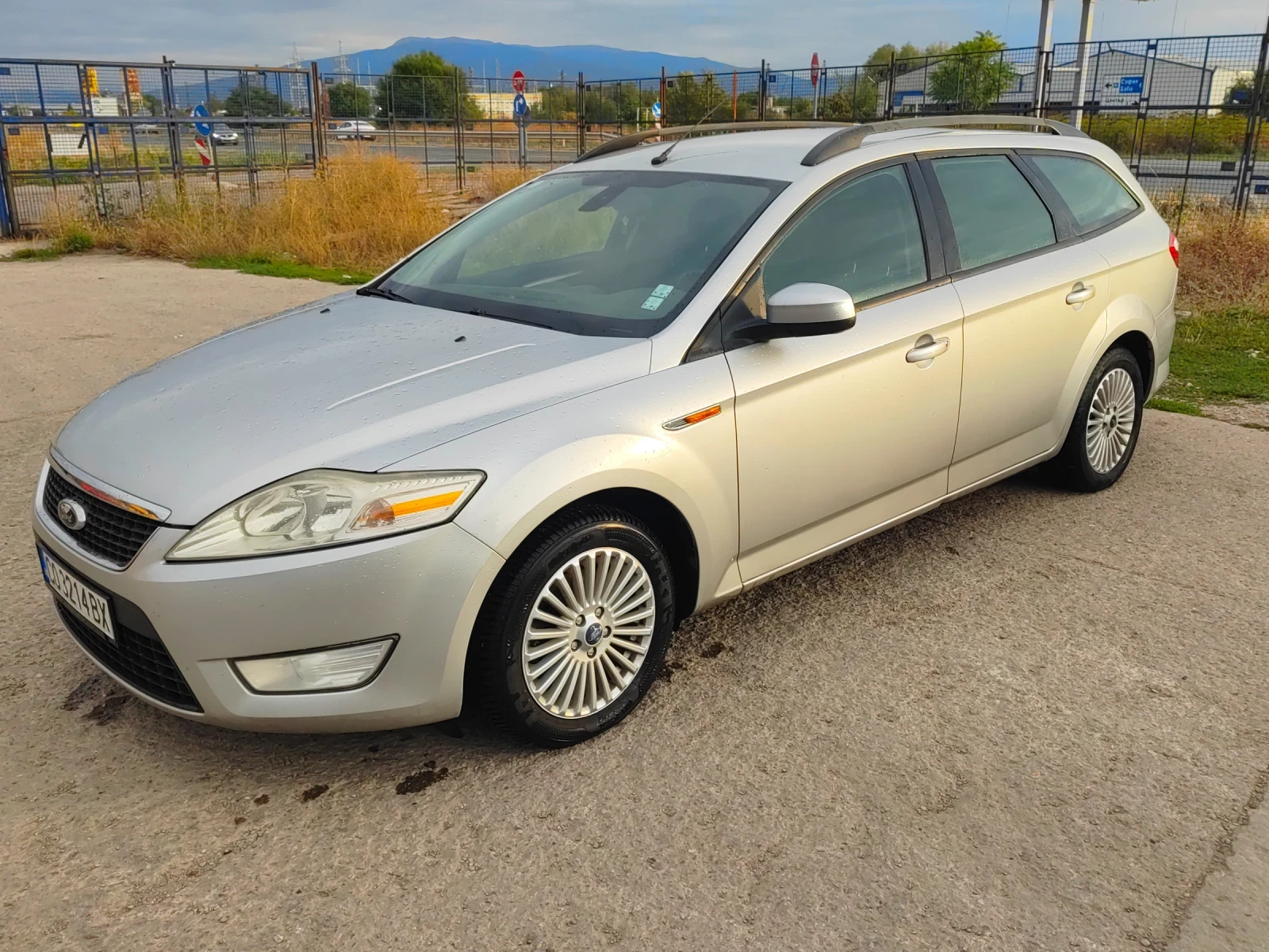 Ford Mondeo 2.5Turbo Газ/Бензин, снимка 7 - Автомобили и джипове - 56329892