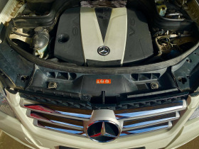 Mercedes-Benz GLK 320CDI 4 matic, 7G, F1, NAVI, Chrome Pack, снимка 13 - Автомобили и джипове - 45555820
