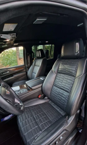     Cadillac Escalade ESV 600 SPORT PLATINUM BLACK ONYX 