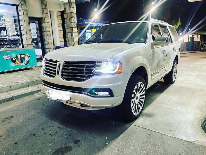 Lincoln Navigator Navigator, снимка 3 - Автомобили и джипове - 47108404