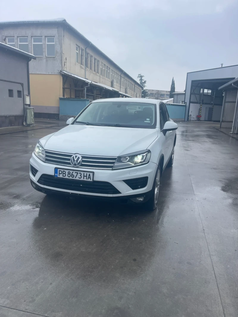 VW Touareg, снимка 1 - Автомобили и джипове - 48695686