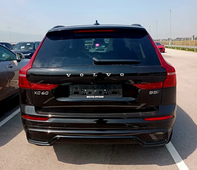 Volvo XC60 Plus Bright AWD Mild Hybrid B5, снимка 6 - Автомобили и джипове - 51700519