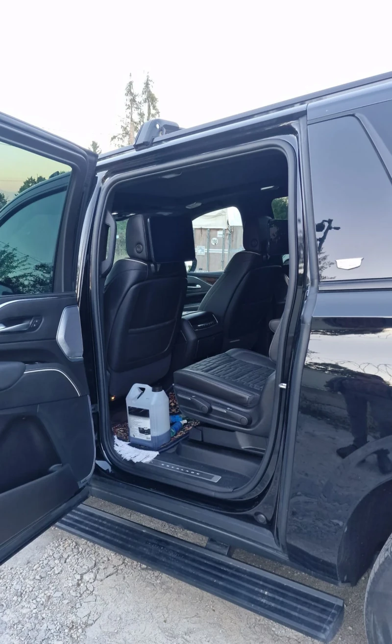 Cadillac Escalade ESV 600 SPORT PLATINUM BLACK ONYX , снимка 5 - Автомобили и джипове - 52187181