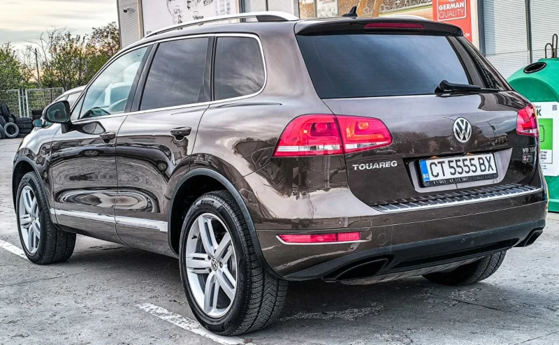 VW Touareg 4.2 tdi, снимка 4 - Автомобили и джипове - 52394330