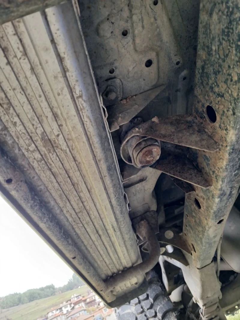 Mitsubishi L200, снимка 2 - Автомобили и джипове - 52520358