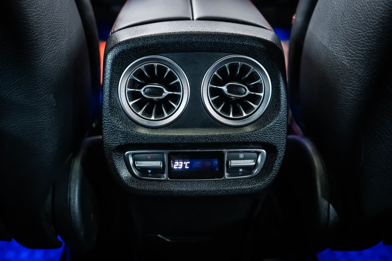 Mercedes-Benz G 63 AMG Edition1* Manufaktur* Magno* Night* Burmester* Лиз, снимка 15 - Автомобили и джипове - 52635992