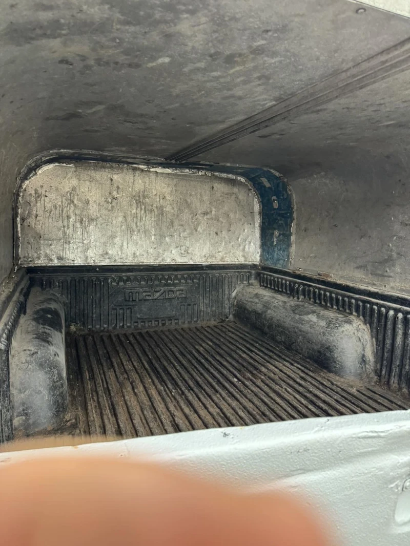 Mazda B2500, снимка 5 - Автомобили и джипове - 53065128