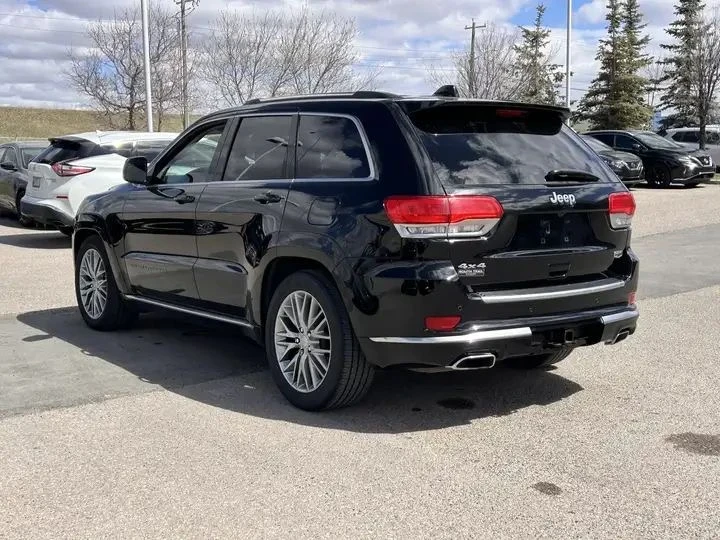Jeep Grand cherokee SUMMIT * 5.7 HEMI * 4WD * CARFAX * ЦЕНА ДО БГ * , снимка 3 - Автомобили и джипове - 54555541