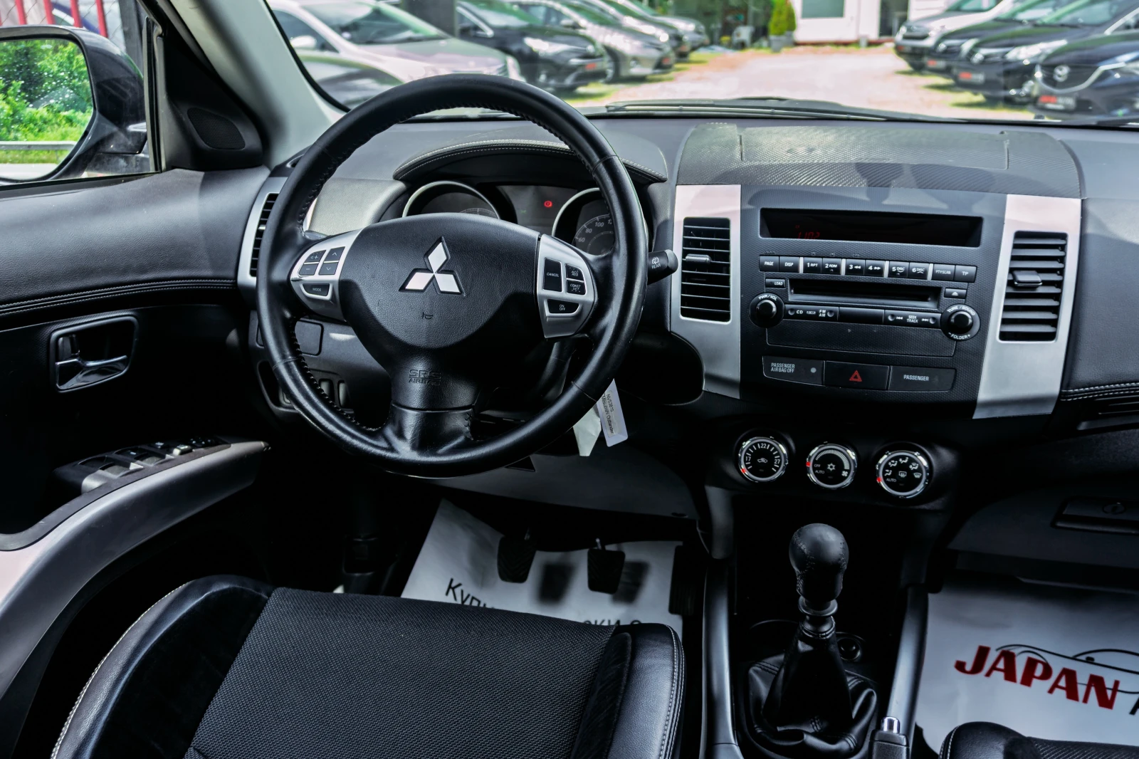 Mitsubishi Outlander 2.0 DI-D 4WD | 171 000км. | С гаранция!  - изображение 7