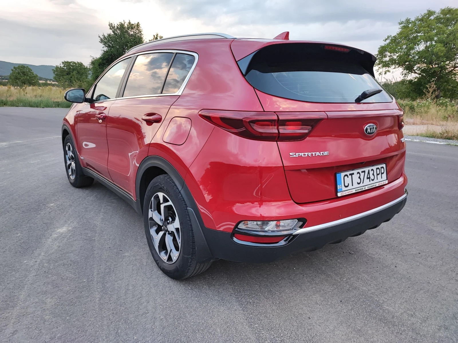 Kia Sportage 1.6CRDI    1-ви собственик! Гаранция! - изображение 5