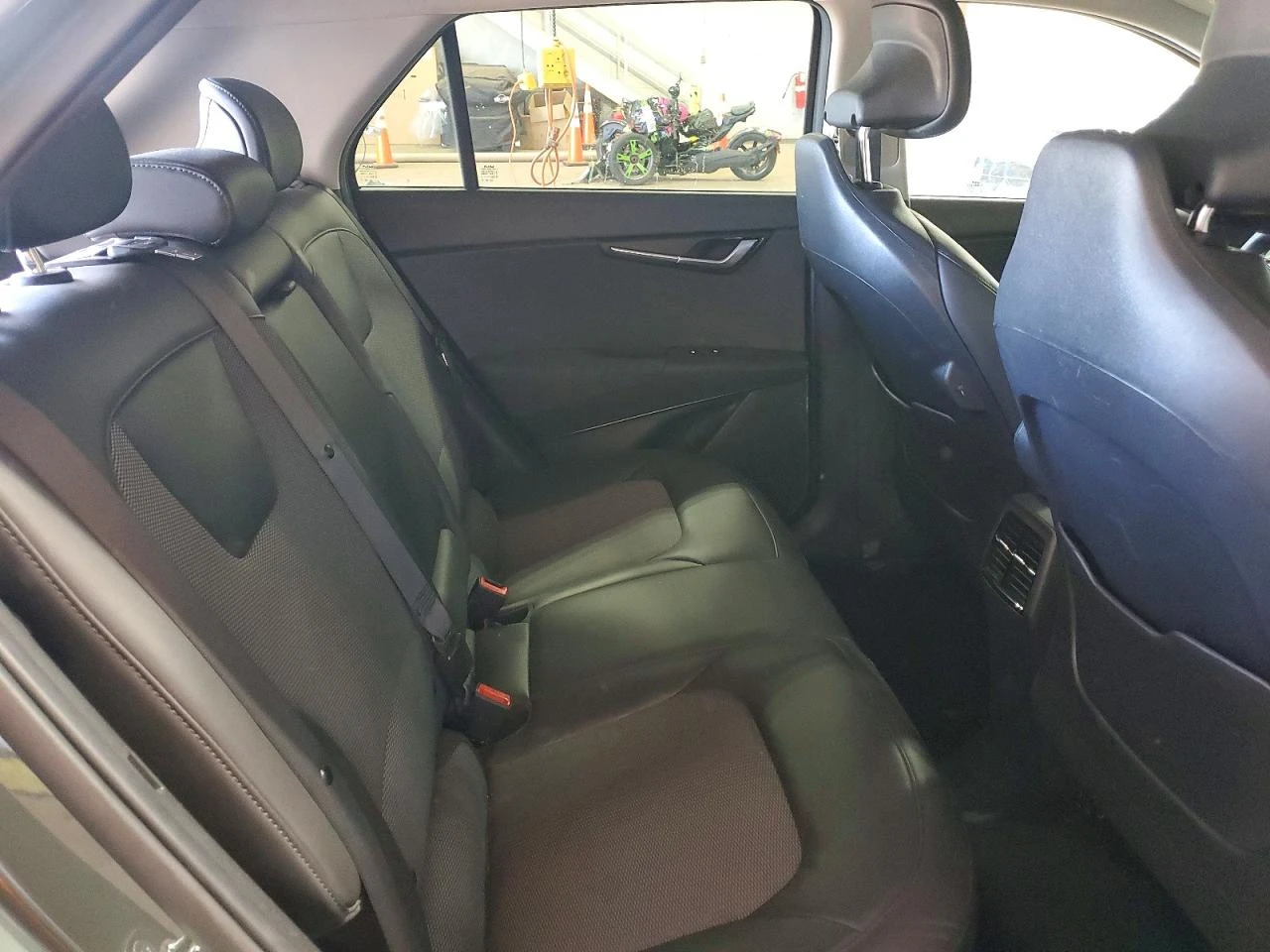 Kia Niro Wind, снимка 11 - Автомобили и джипове - 54624186