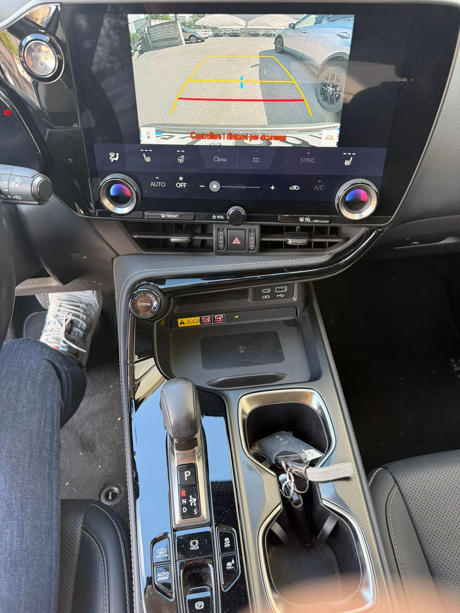 Lexus NX 450 h+ Plug-in Hybrid 4WD, снимка 6 - Автомобили и джипове - 54793635