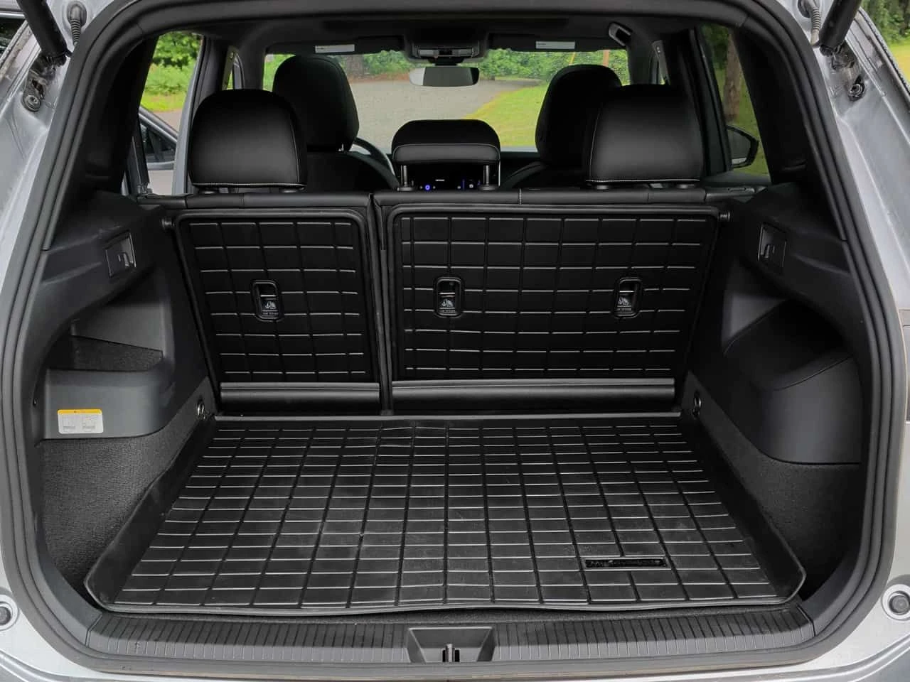 VW Tiguan * Comfortline R Line Black Edition * CARFAX * БЕЗ , снимка 11 - Автомобили и джипове - 54840471