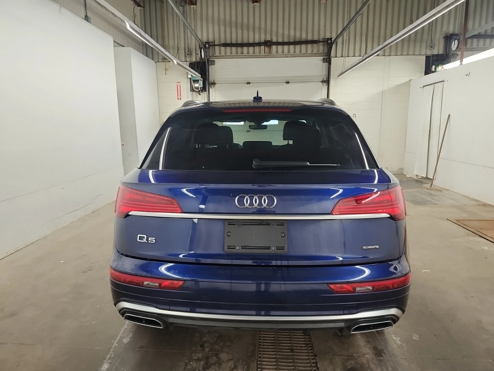 Audi Q5 Progressiv / Quattro / Navarra Blue Metallic / , снимка 5 - Автомобили и джипове - 55317157