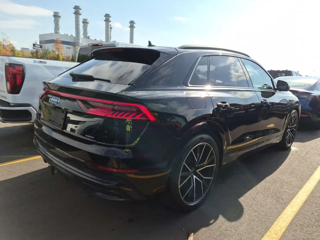 Audi Q8 * 55 Tfsi Quattro Technik * CARFAX * ���������� | Mobile.bg � ����������� 2