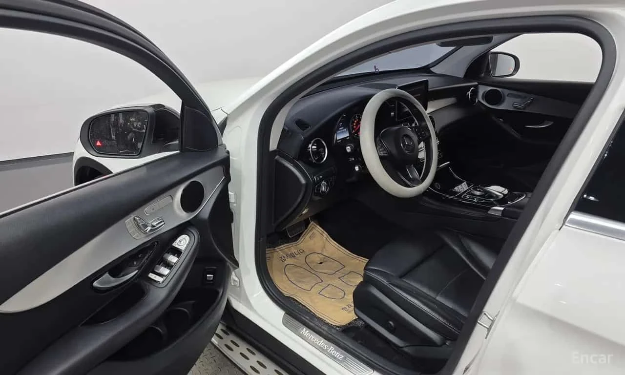 Mercedes-Benz GLC * GLC220 d 4MATIC Coupe * ���� �� �� | Mobile.bg � ����������� 5