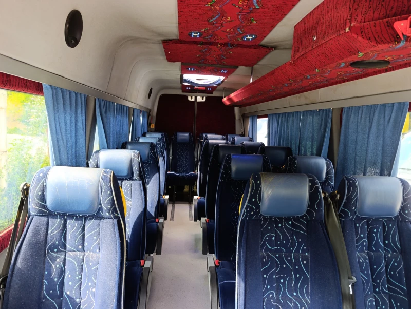 Mercedes-Benz Sprinter 518 2 КЛИМАТИКА, ПЕЧКА, АВТОМ.ВРАТА, снимка 6 - Бусове и автобуси - 51684794