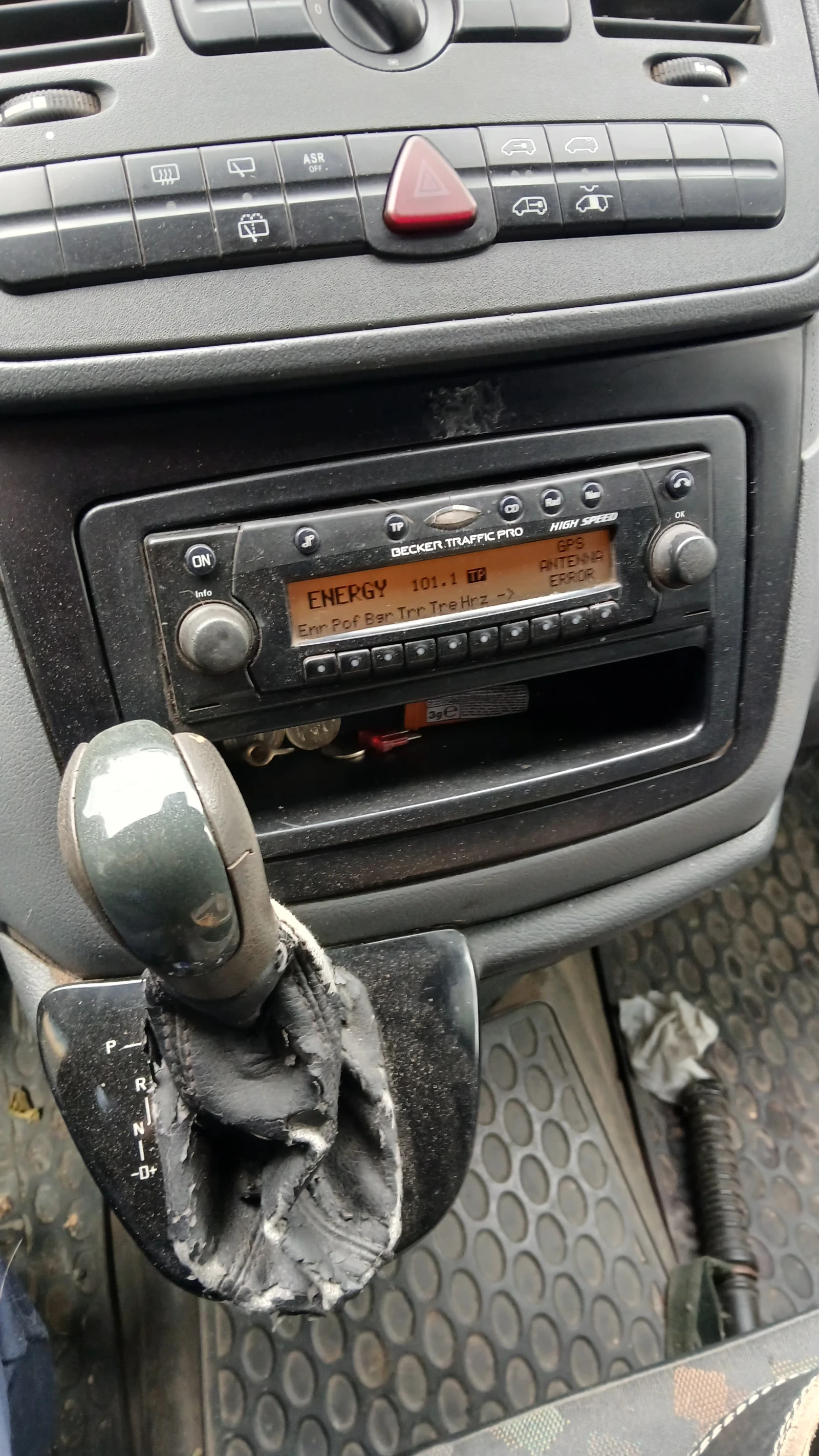 Mercedes-Benz Vito, снимка 6 - Бусове и автобуси - 54988996