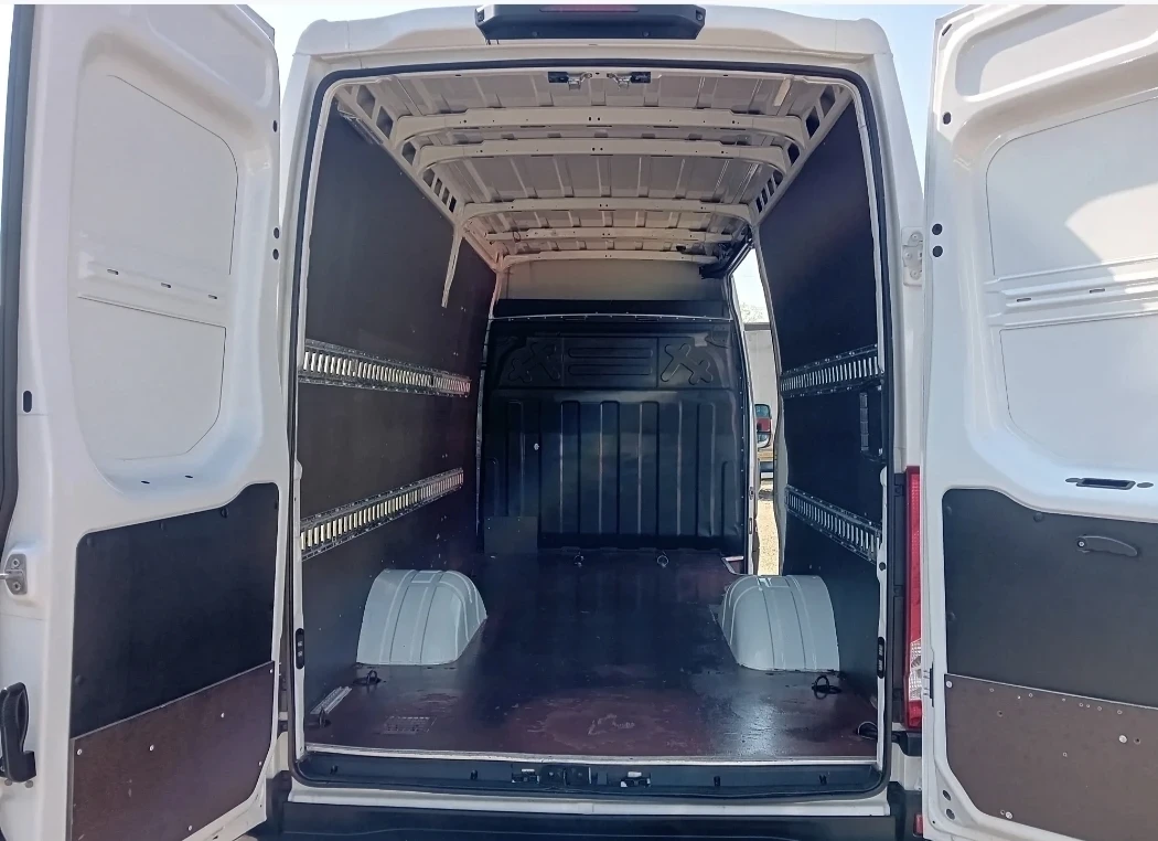 Iveco 35c15  кат Б 3, 6м, снимка 11 - Бусове и автобуси - 55754977