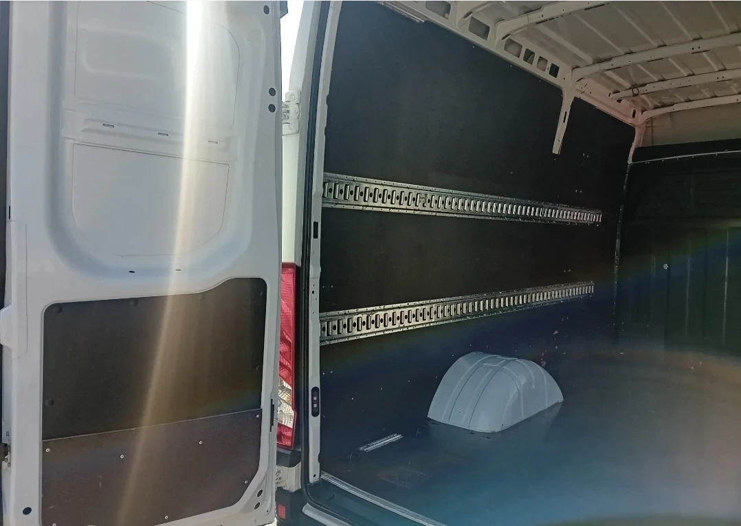 Iveco 35c15  кат Б 3, 6м, снимка 10 - Бусове и автобуси - 55754977