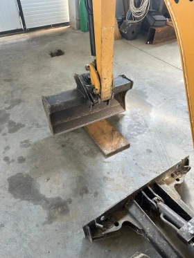 Багер Caterpillar 300.9 D EXCAVATOR, снимка 7