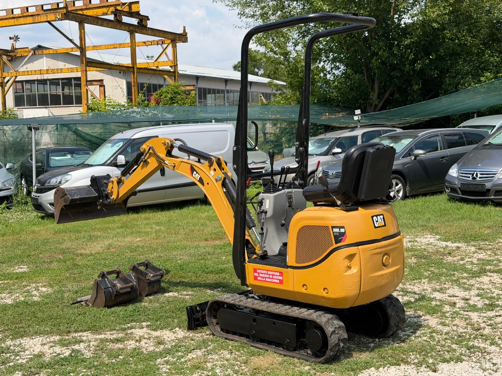 Багер Caterpillar 300.9 D EXCAVATOR, снимка 3 - Индустриална техника - 54793634