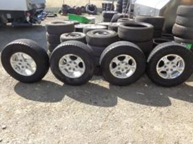        275/70R16  Mitsubishi Pajero