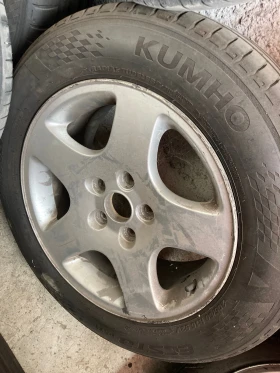 Гуми с джанти Kumho 205/55R16, снимка 3 - Гуми и джанти - 48555920