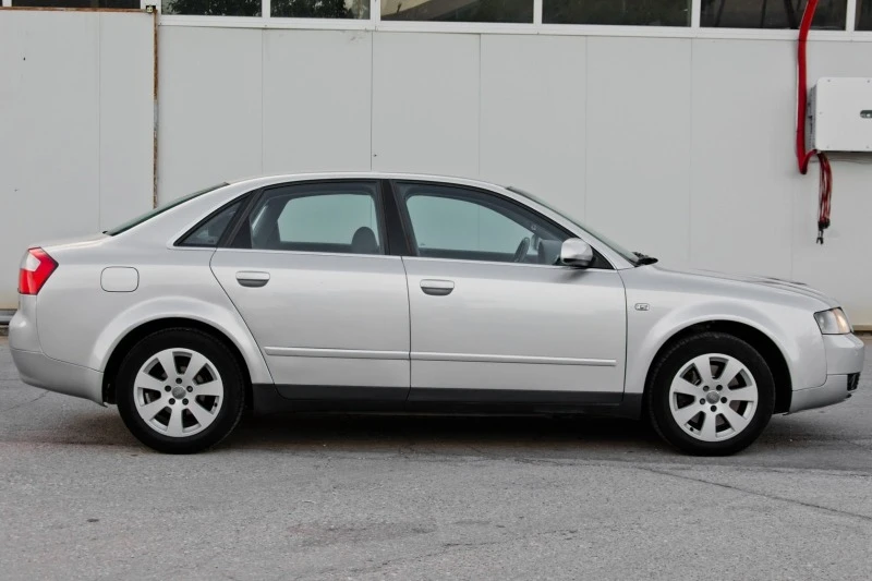 Audi A4 2.5TDI Quattro , снимка 6 - Автомобили и джипове - 47094201