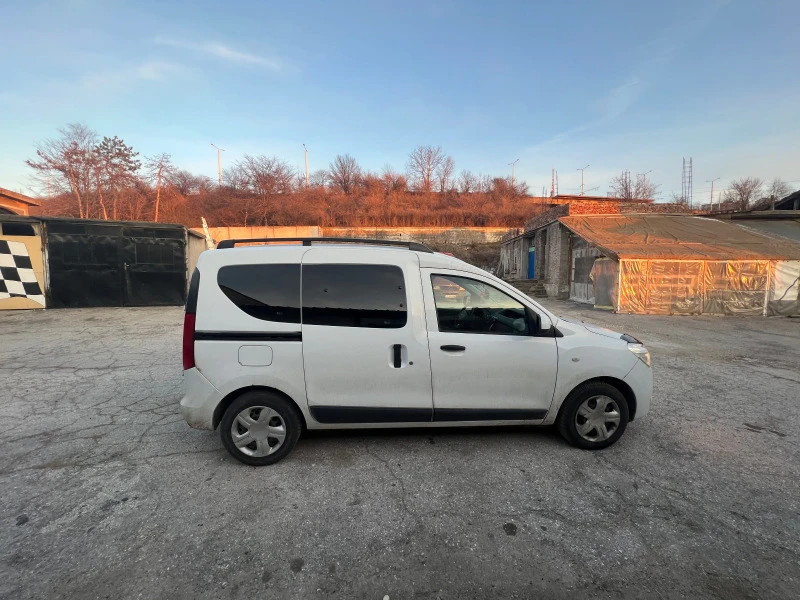 Dacia Dokker 1.5 DCI, снимка 7 - Автомобили и джипове - 49533702