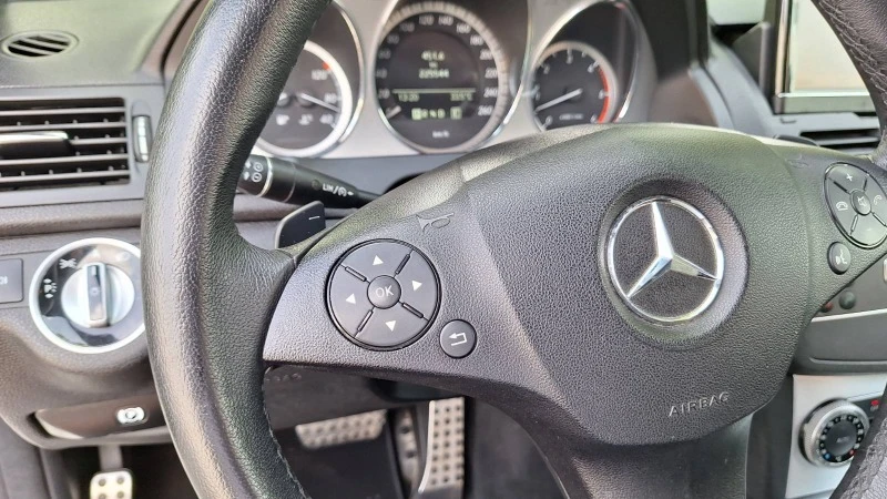 Mercedes-Benz C 350 AMG/4matic/231кс.Euro5, снимка 14 - Автомобили и джипове - 47254224