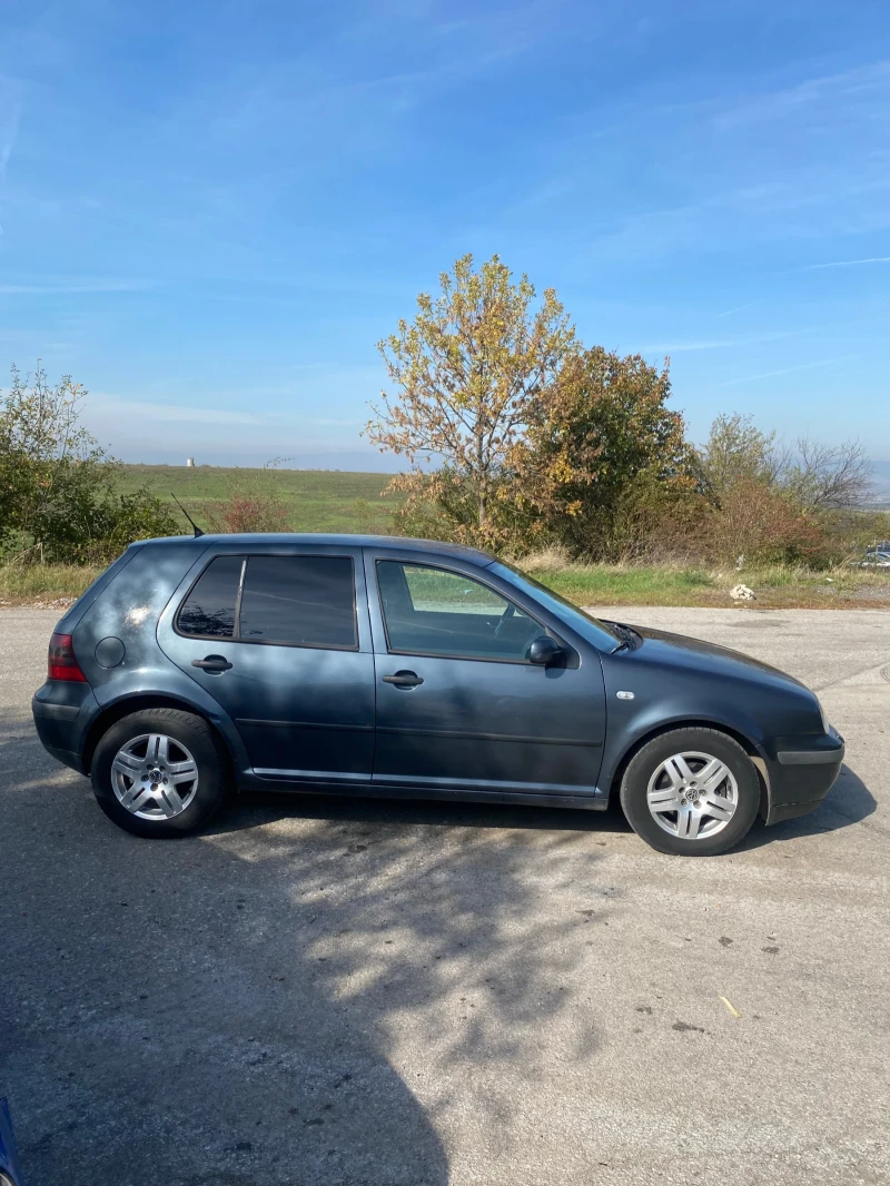 VW Golf, снимка 3 - Автомобили и джипове - 47566787