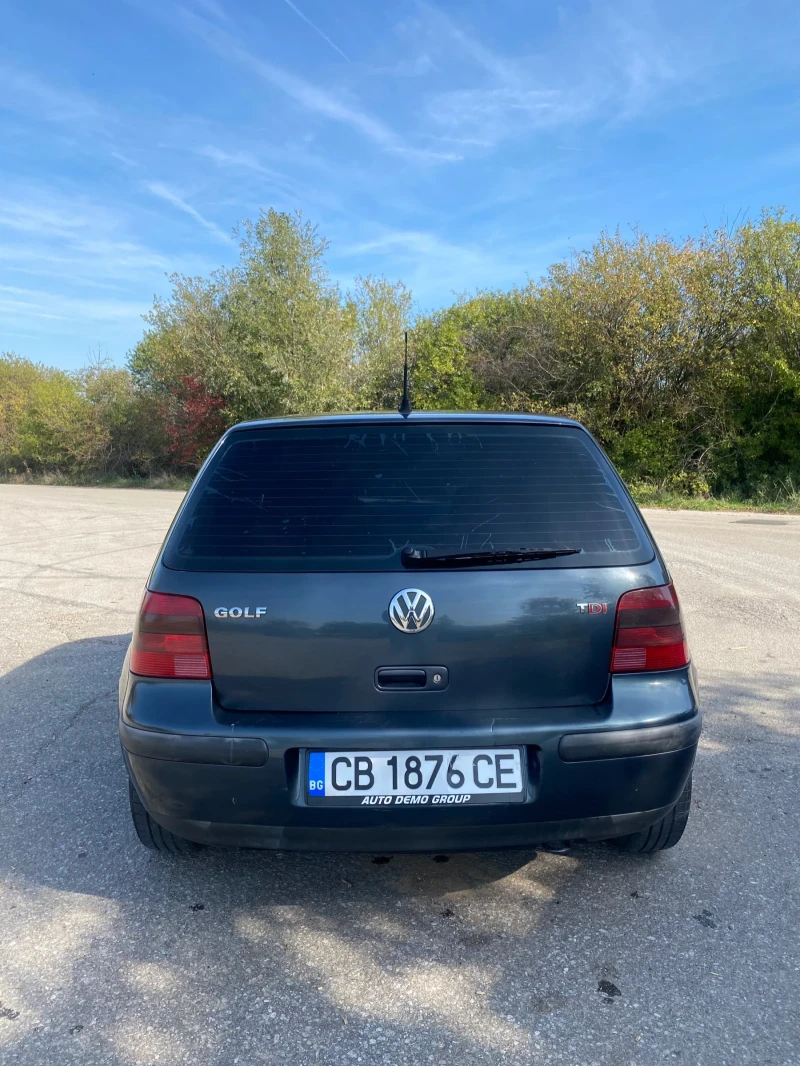 VW Golf, снимка 4 - Автомобили и джипове - 47566787