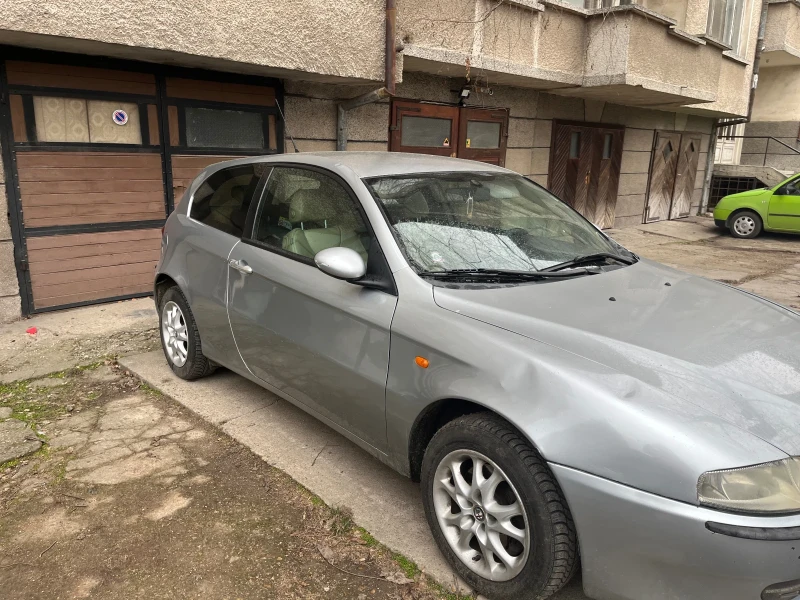 Alfa Romeo 147, снимка 2 - Автомобили и джипове - 48461799