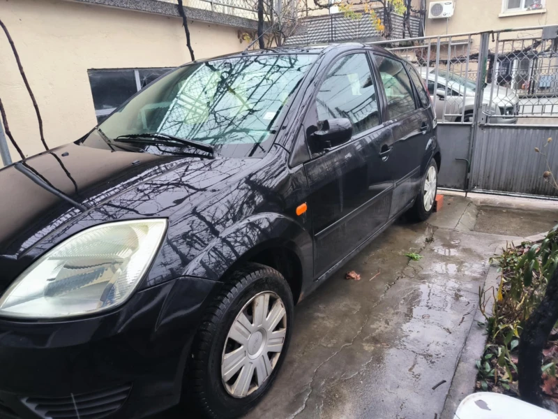 Ford Fiesta, снимка 1 - Автомобили и джипове - 48547832