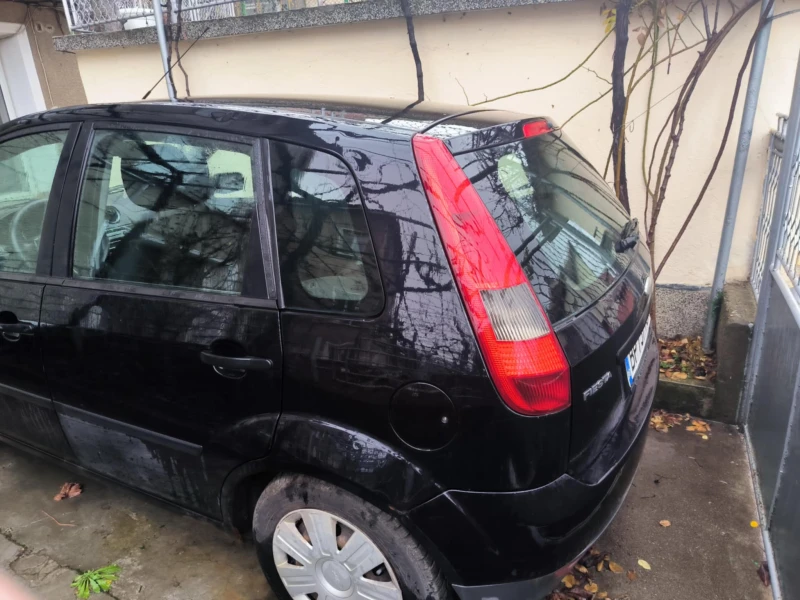 Ford Fiesta, снимка 2 - Автомобили и джипове - 48547832