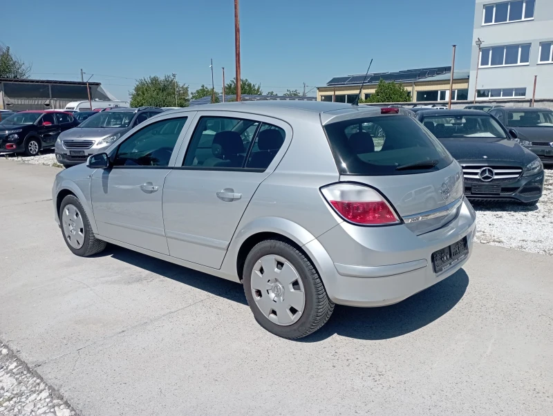 Opel Astra 1.4, 90кс, снимка 3 - Автомобили и джипове - 51616612