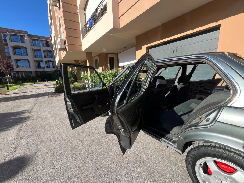 BMW 316, снимка 8 - Автомобили и джипове - 51953955