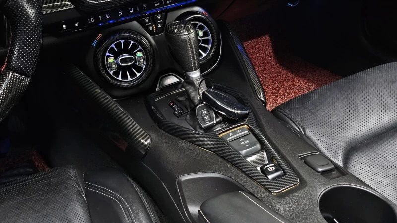 Chevrolet Camaro SS 6.2 V8 / Доставка за малко над 2 месеца, снимка 9 - Автомобили и джипове - 52468911