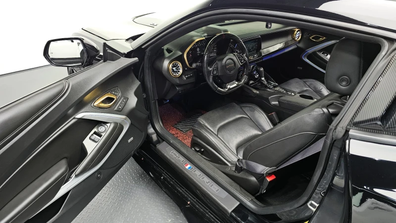 Chevrolet Camaro SS 6.2 V8 / Доставка за малко над 2 месеца, снимка 11 - Автомобили и джипове - 52468911