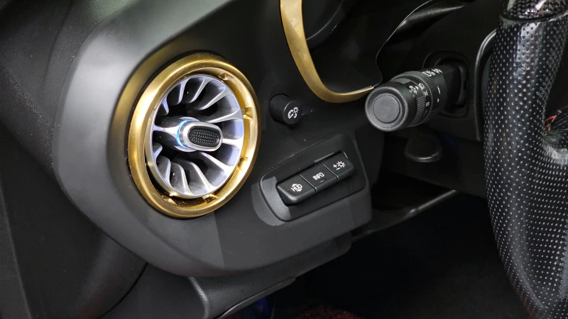 Chevrolet Camaro SS 6.2 V8 / Доставка за малко над 2 месеца, снимка 14 - Автомобили и джипове - 52468911