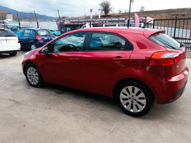 Kia Rio 1.4crdi, снимка 7 - Автомобили и джипове - 52505875